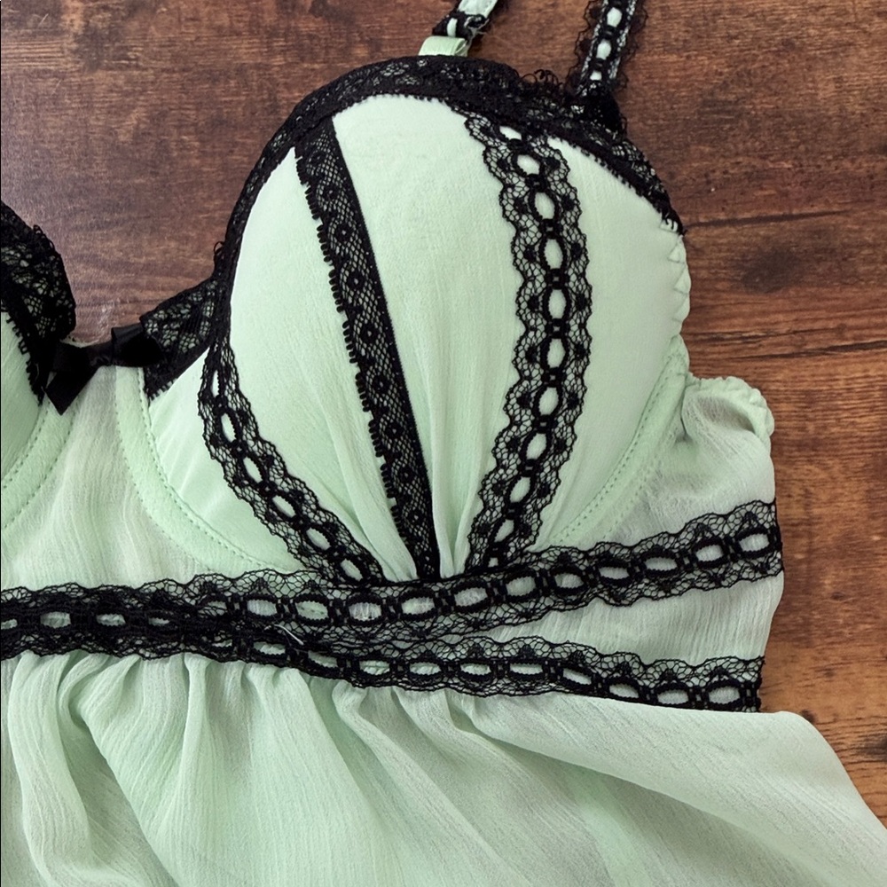 Ambrielle Mint and Black Lace Chemise - Picture 3 of 7